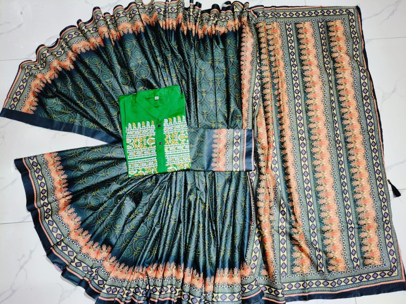 Sharee Panjabi Couple with Blouse Piecev