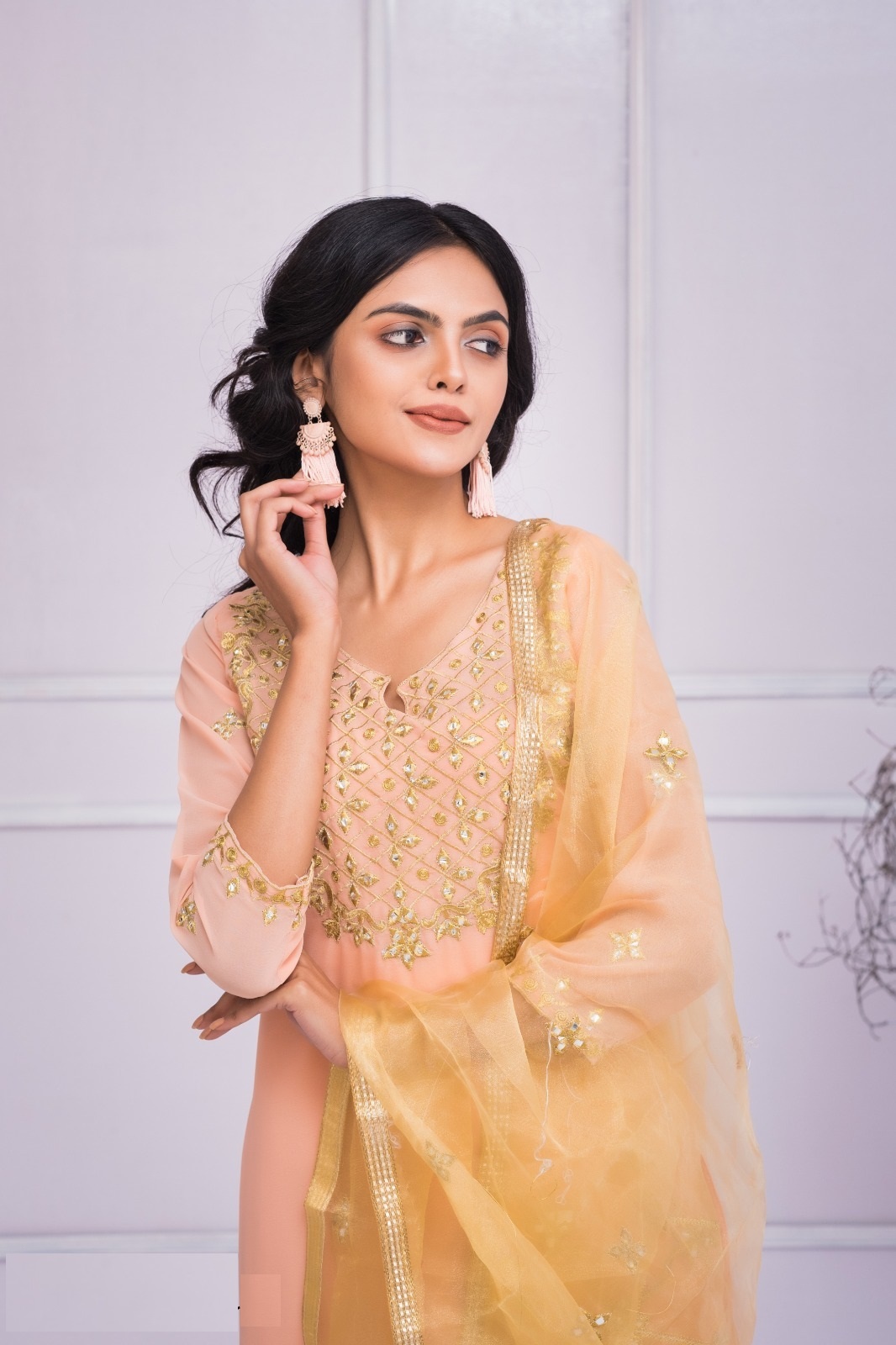 সেমী স্টিচড জর্জেট এমব্রয়ডারি থ্রী পিস